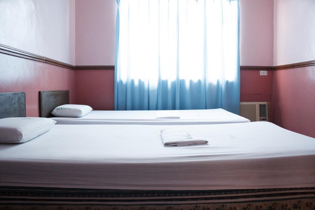 Gv Hotel - Maasin Maasin  Rum bild