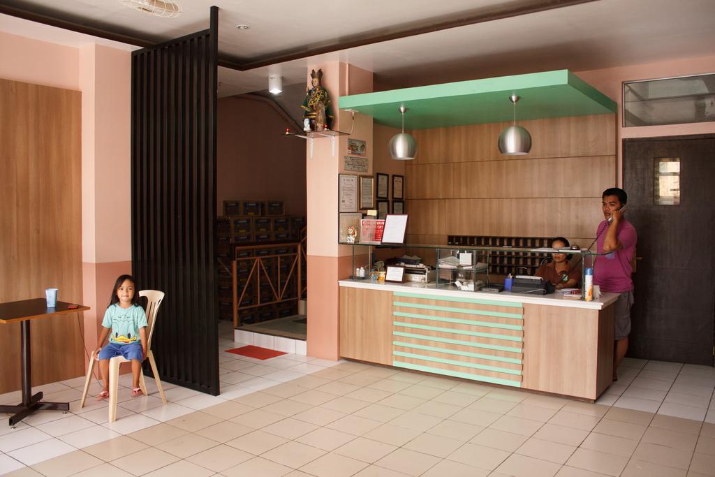 Gv Hotel - Maasin Maasin  Exteriör bild